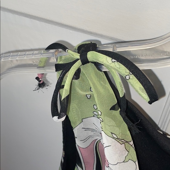 My Michelle sleeveless blouse - Picture 6 of 8